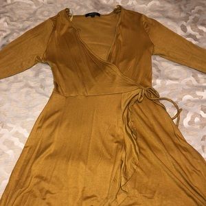 Mustard yellow long sleeve!